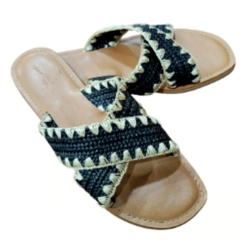 UNIVERSAL THREAD ESMERALDA SLIDE SANDALS | CRISS- CROSS WOVEN BANDS | SIZE 8
